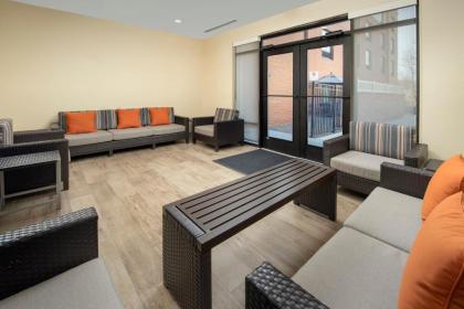 TownePlace Suites by Marriott College Park - image 13