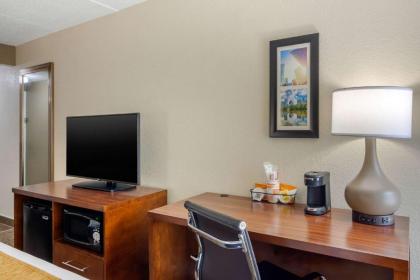 Comfort Inn Atlanta Airport - image 20