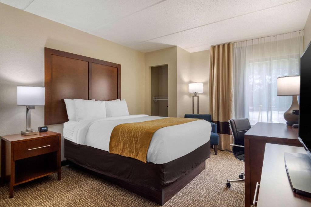 Comfort Inn Atlanta Airport - image 6