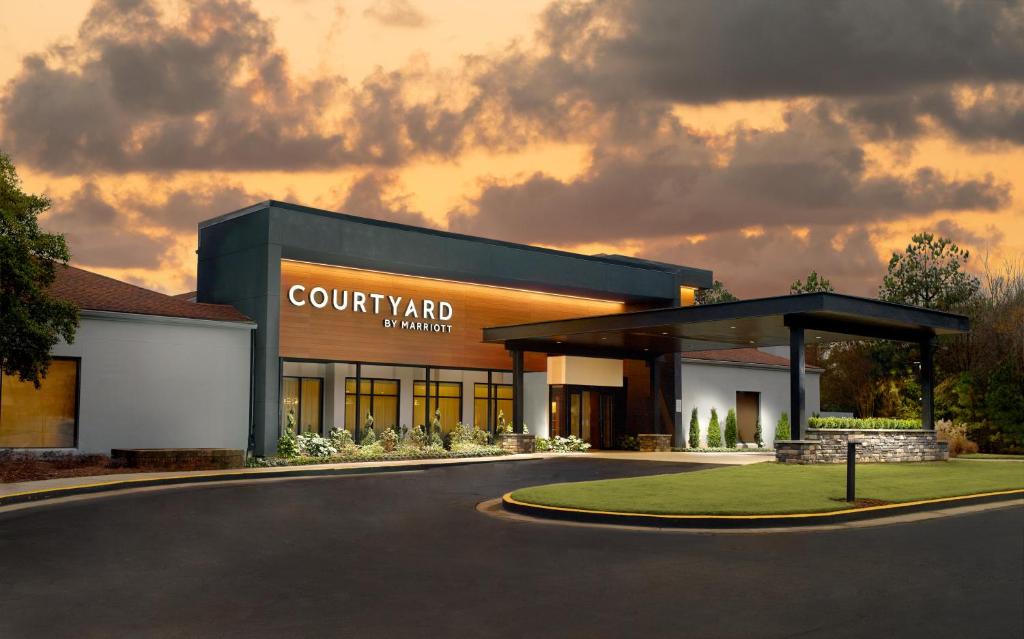 Courtyard by Marriott Atlanta Airport South/Sullivan Road - main image