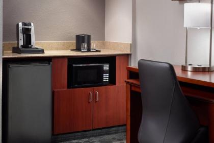 Courtyard by Marriott Atlanta Airport South/Sullivan Road - image 8