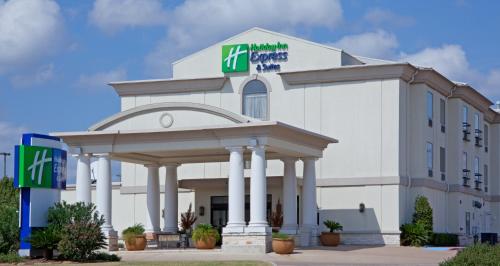 Holiday Inn Express Hotel & Suites College Station an IHG Hotel - main image