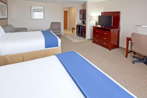 Holiday Inn Express Hotel & Suites College Station an IHG Hotel - image 4