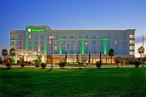 Holiday Inn & Suites College Station-Aggieland an IHG Hotel - main image