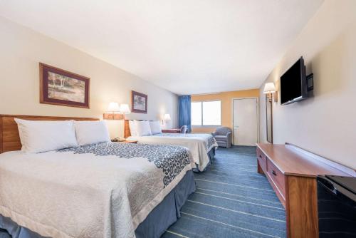 Days Inn by Wyndham Bryan College Station - image 2