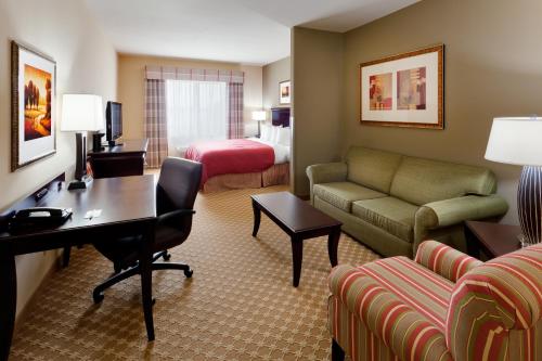 Country Inn & Suites by Radisson College Station TX - image 4