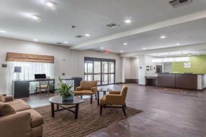 Sleep Inn & Suites College Station - image 4