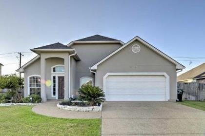 College Station Family Home 3 Mi to Texas AandM! - image 4