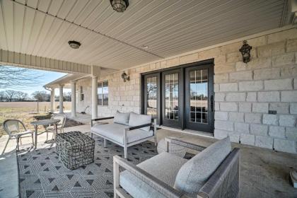 Luxurious Aggieland Retreat - 14 Mi to AandM! - image 3