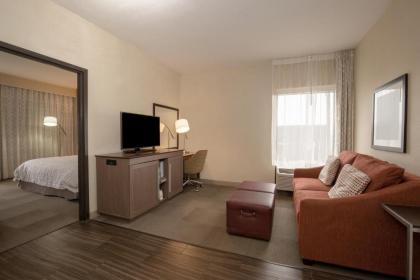 Hampton Inn St. Louis/Collinsville - image 18