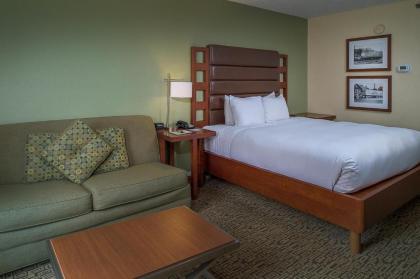 DoubleTree by Hilton Collinsville/St.Louis - image 12