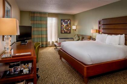 DoubleTree by Hilton Collinsville/St.Louis - image 14