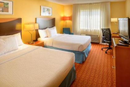 Fairfield Inn Saint Louis Collinsville - image 12