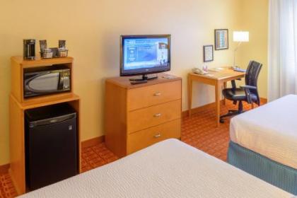 Fairfield Inn Saint Louis Collinsville - image 14