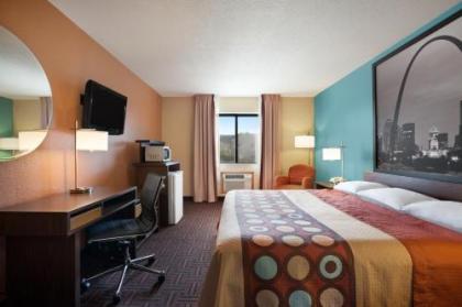 Super 8 by Wyndham Collinsville St. Louis - image 7