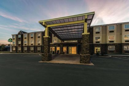 La Quinta by Wyndham Collinsville - St. Louis - image 15