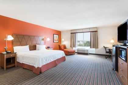 Hampton Inn Petersburg - Southpark Mall - image 12