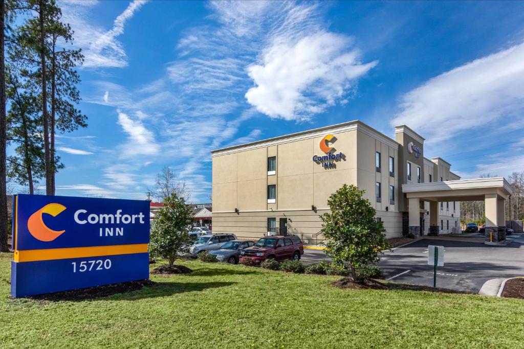 Comfort Inn South Chesterfield - Colonial Heights - main image