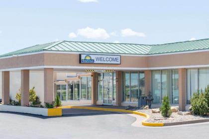 Days Inn by Wyndham Colorado City - image 1