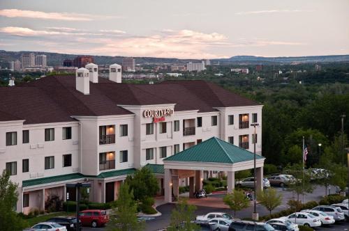 Courtyard by Marriott Colorado Springs South - main image