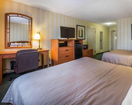 Quality Inn Colorado Springs Airport - image 4