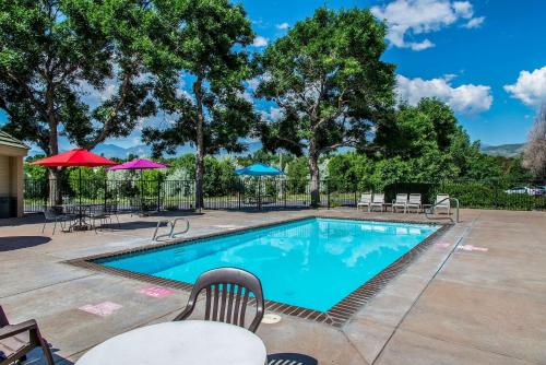 Quality Inn & Suites Garden Of The Gods - main image