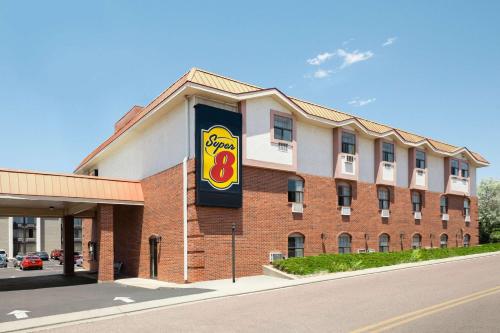 Super 8 by Wyndham Colorado Springs/Afa Area - main image