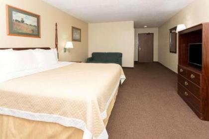 Days Inn by Wyndham Colorado Springs Airport - image 2