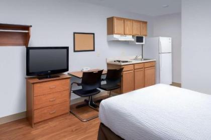 WoodSpring Suites Colorado Springs Airport - image 3