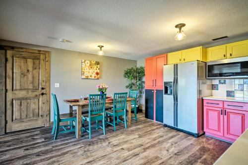 Bright Renovated Apartment with Views of Pikes Peak - main image