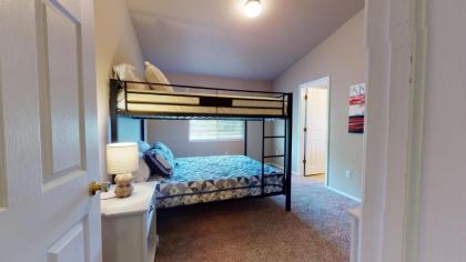 3879 Josephine by Vacation Rentals for You - image 13