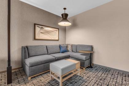 Hyatt Place Colorado Springs Downtown - image 11