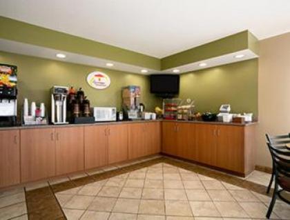 Super 8 by Wyndham Columbia City - image 3