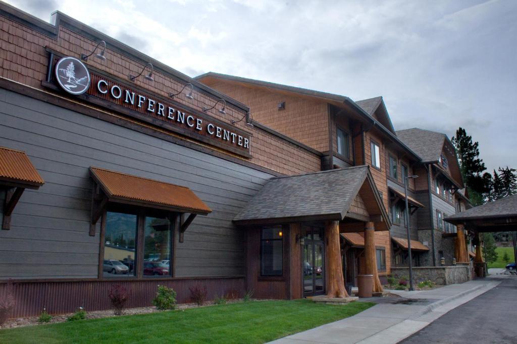 Cedar Creek Lodge & Conference Center - image 2