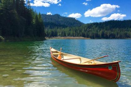 Rustic Lakefront Cabin about 12 Mi to Glacier Ntl Park! - image 5