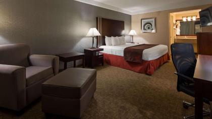 Best Western Columbia - image 15