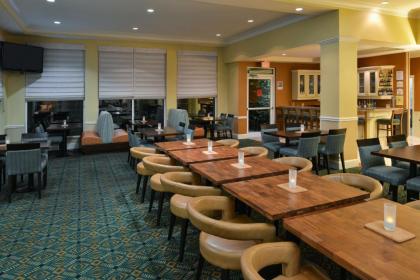 Hilton Garden Inn Columbia - image 13