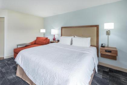 Hampton Inn Columbia - image 15