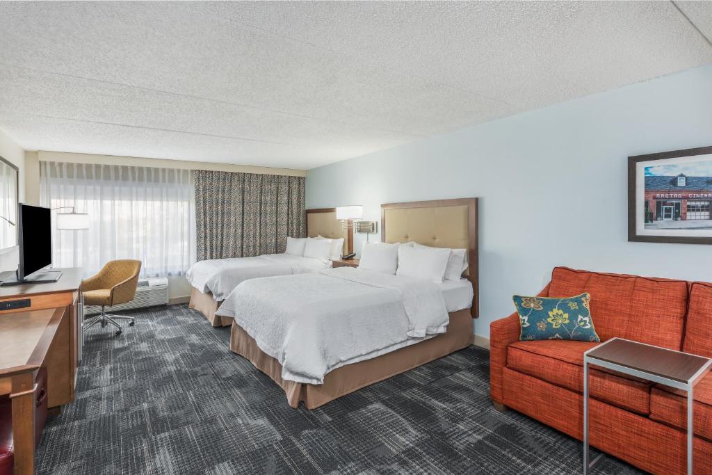 Hampton Inn Columbia - image 3