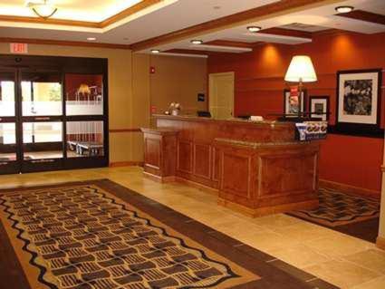 Hampton Inn & Suites Columbia at the University of Missouri - image 5