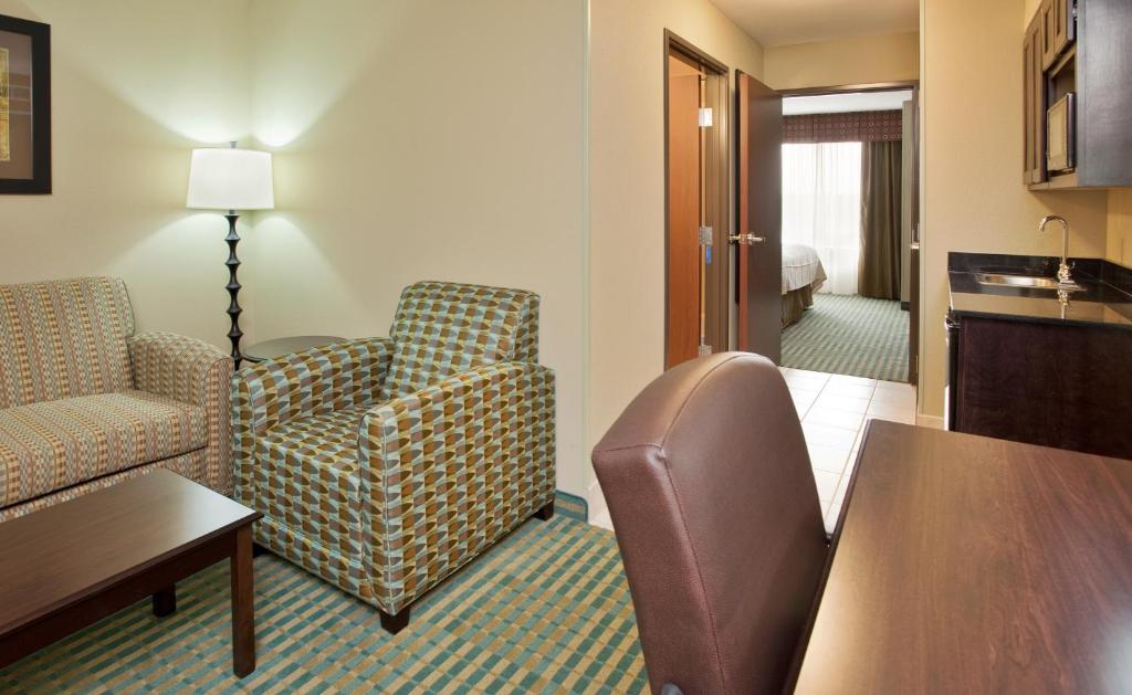 Holiday Inn Columbia East an IHG Hotel - image 7