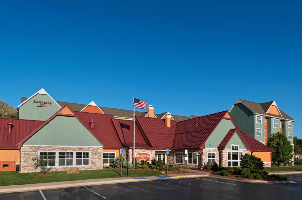 Residence Inn Columbia - main image