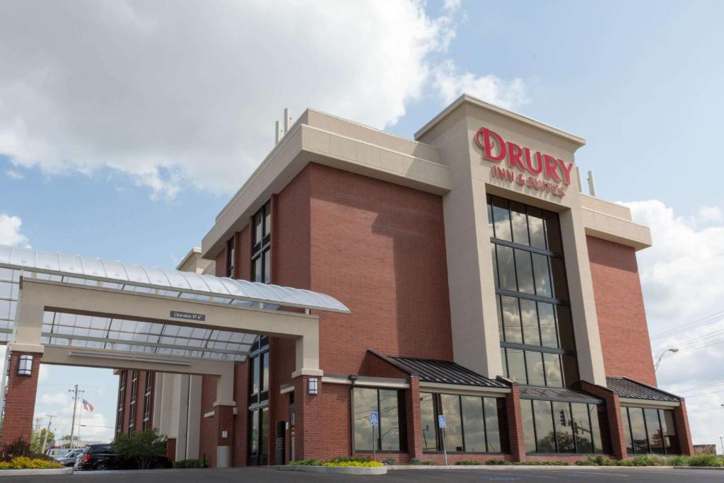 Drury Inn & Suites Columbia Stadium Boulevard - main image