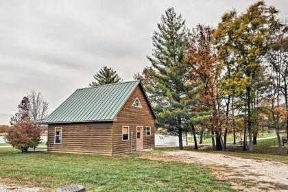 Cozy Columbia Cabin with Shared Lake Dock! - image 15