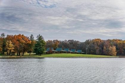 Cozy Columbia Cabin with Shared Lake Dock! - image 9