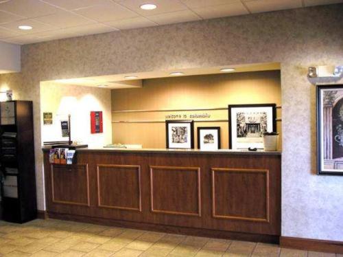 Hampton Inn Columbia - image 2