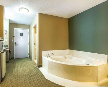 Quality Inn Columbia - image 12