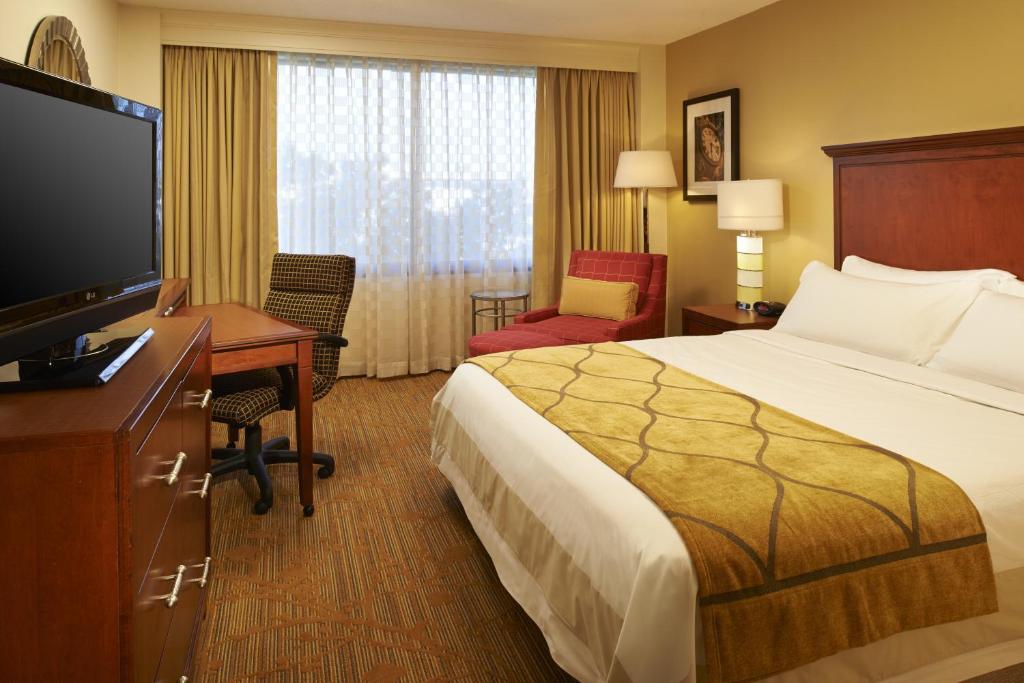 Marriott Columbia - image 7