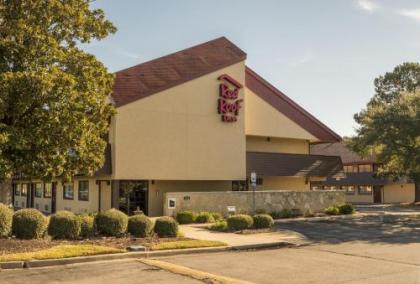 Red Roof Inn Columbia East - Fort Jackson - image 1