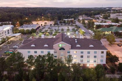 Holiday Inn Express & Suites Columbia-I-26 @ Harbison Blvd an IHG Hotel - image 8